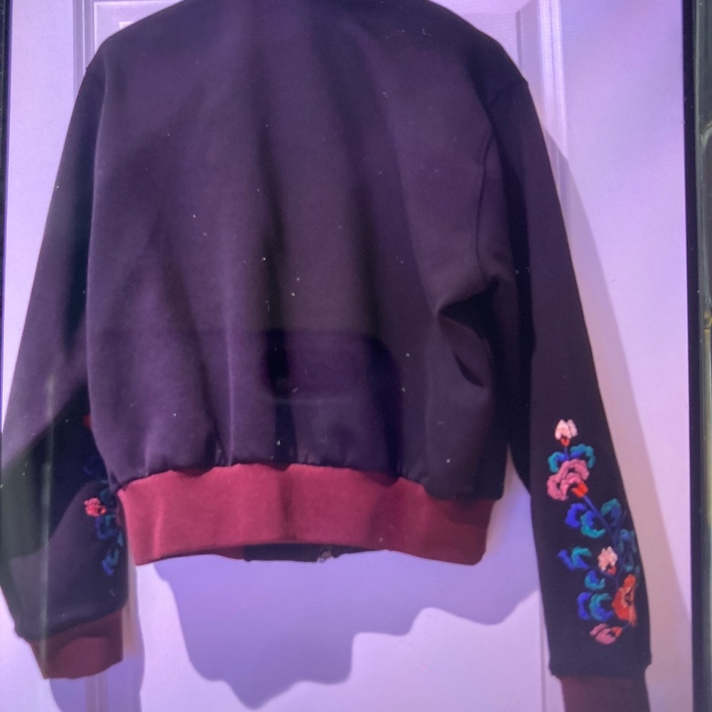 Bomber jacket - Picture 2 of 2